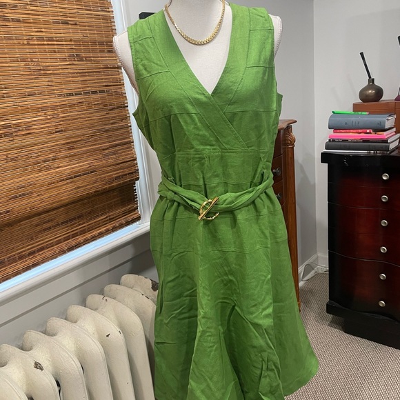 Spense Green Sleeveless V-Neck Midi Sundress - Picture 1 of 8